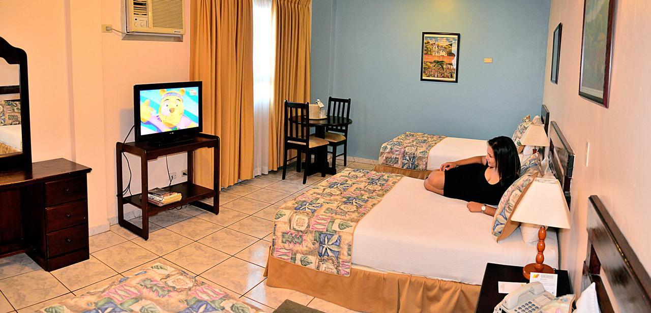 Hotel Ejecutivo 산페드로술라 외부 사진